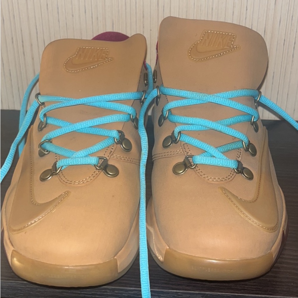 Kd 6 gums size 9.5 brand new